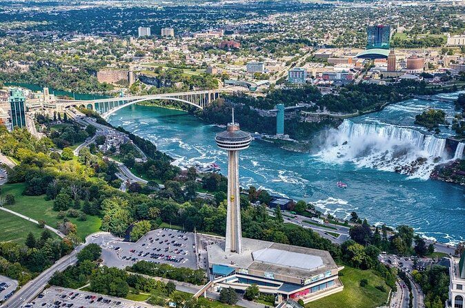 Walking Tour + Boat Ride + Skylon Tower Observation Deck (Canada) - FAQ