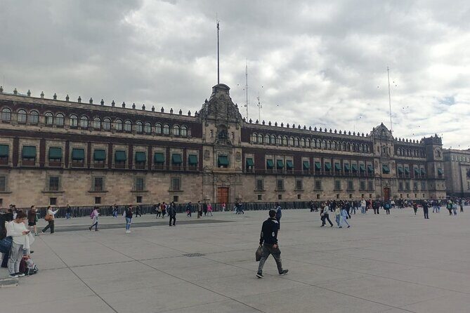 walking tour CDMX Behind the iconic - Key Points