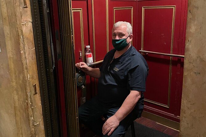 Walking Tour: Chicago's Loop - Home of the Modern Skyscraper - Frequently Asked Questions