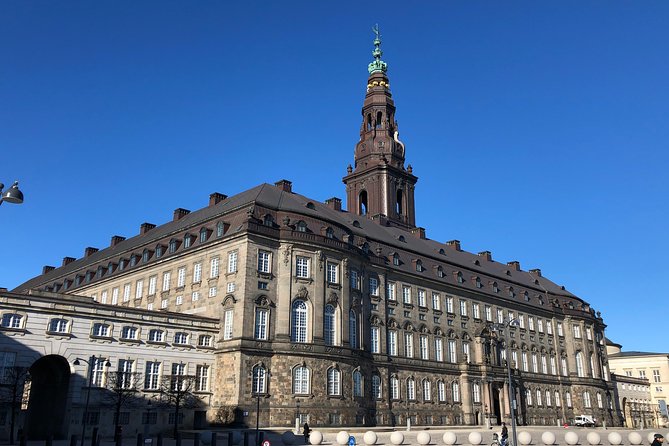 Walking Tour - Copenhagen Old Town & Tivoli Park Included - Tour Accessibility and Group Size