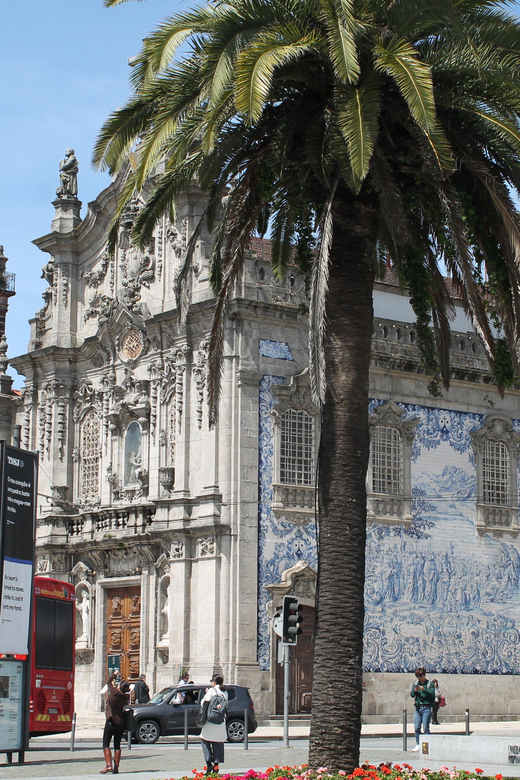Walking tour discover Porto's center in German (max. 12 pax) - Key Points