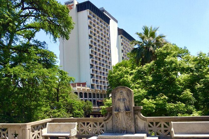 Walking Tour exploring the Art along the San Antonio Riverwalk - FAQs