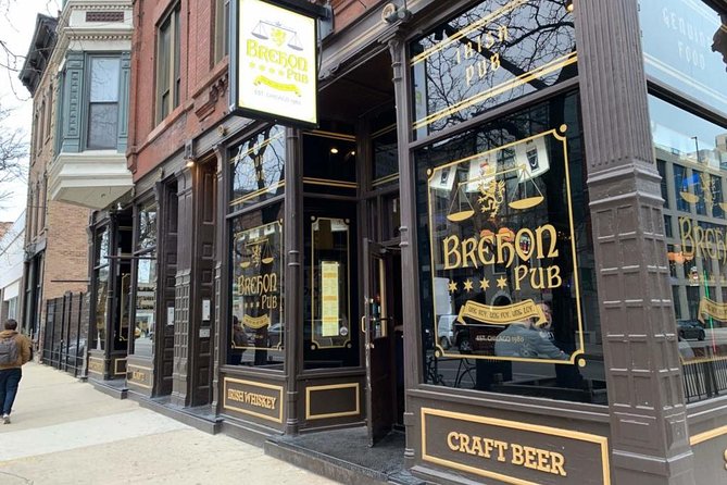 Walking Tour: Historic Chicago Pubs in River North and the Loop - Neighborhood Exploration