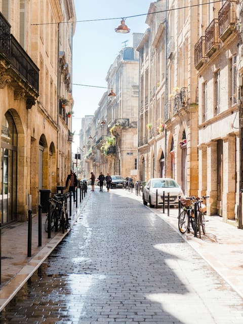 Walking Tour in Bordeaux With Tastings and Stories - Discovering Bordeauxs Wine Culture