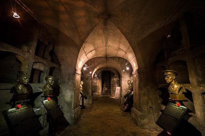 Walking Tour in New Town With Operation Anthropoid (Wwii) - Key Points