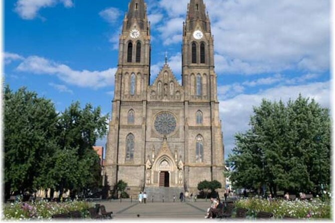 Walking Tour in New Town With Operation Anthropoid (Wwii) - Participant Reviews and Ratings