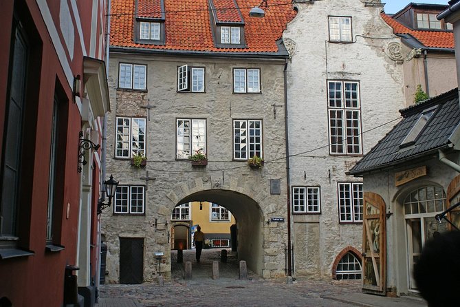 Walking Tour in Old Town - Additional Tour Information