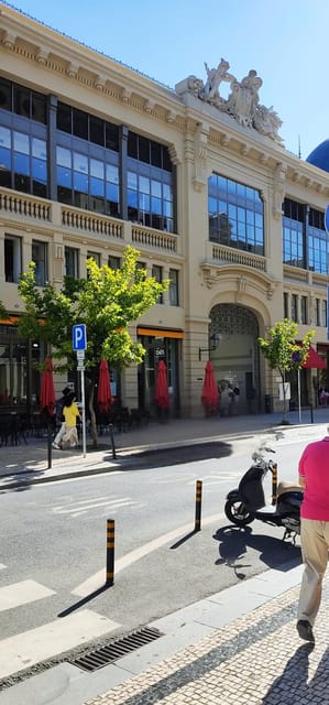 Walking Tour in Porto with Unique Polaroid Photos as a Gift - The Sum Up