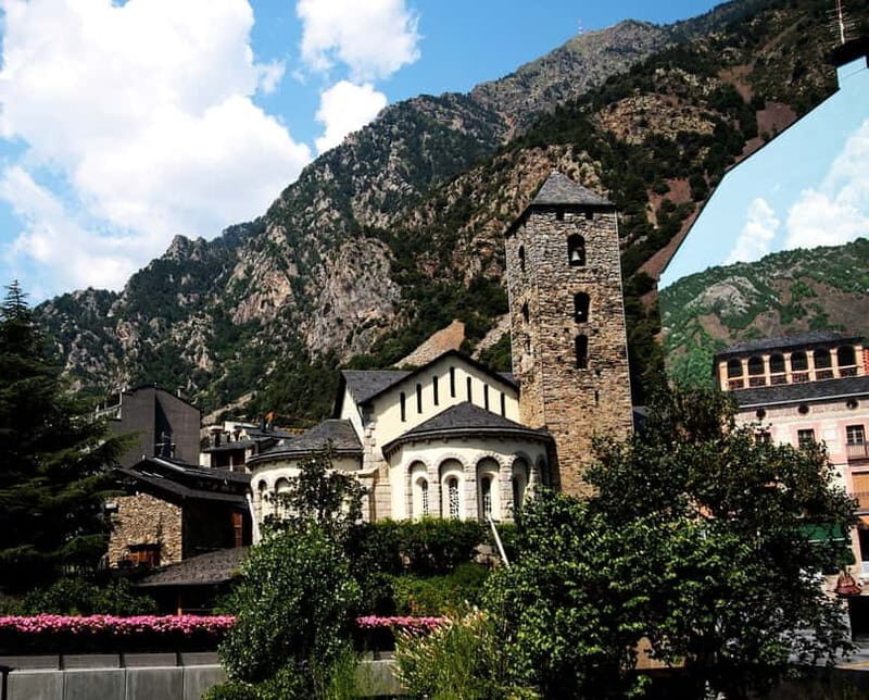 Walking Tour of Canillo's Best - Key Points