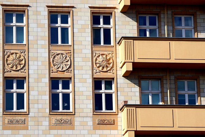 Walking Tour of Karl Marx Allee the Socialist Boulevard - Key Points