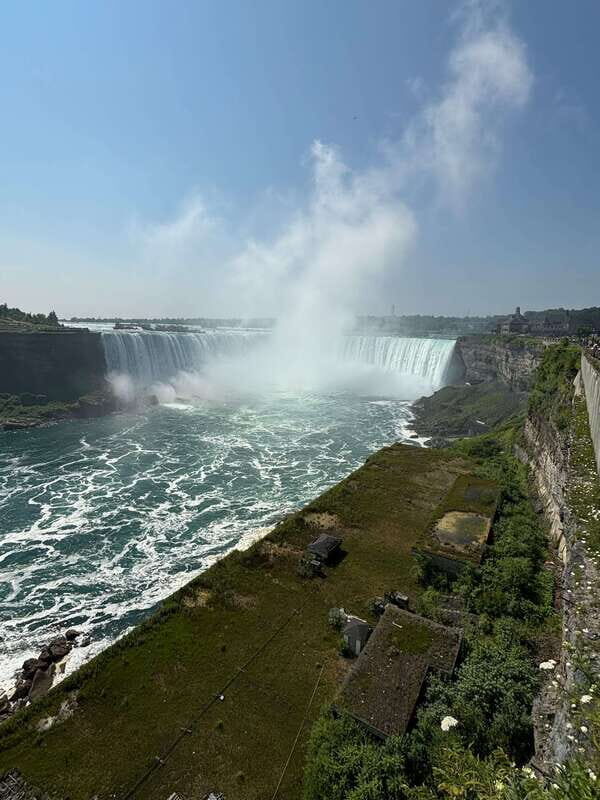 Walking Tour of Niagara Falls Canada and Hornblower Boat - Key Points
