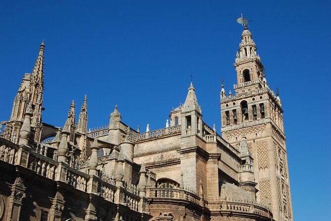 Walking Tour of Seville Cathedral With Guide - Engaging and Informative Tour Experience