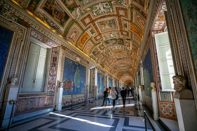 Walking Tour of the Vatican City With Skip-The-Line Tickets & Sistine Chapel - Discover St. Peters Basilica