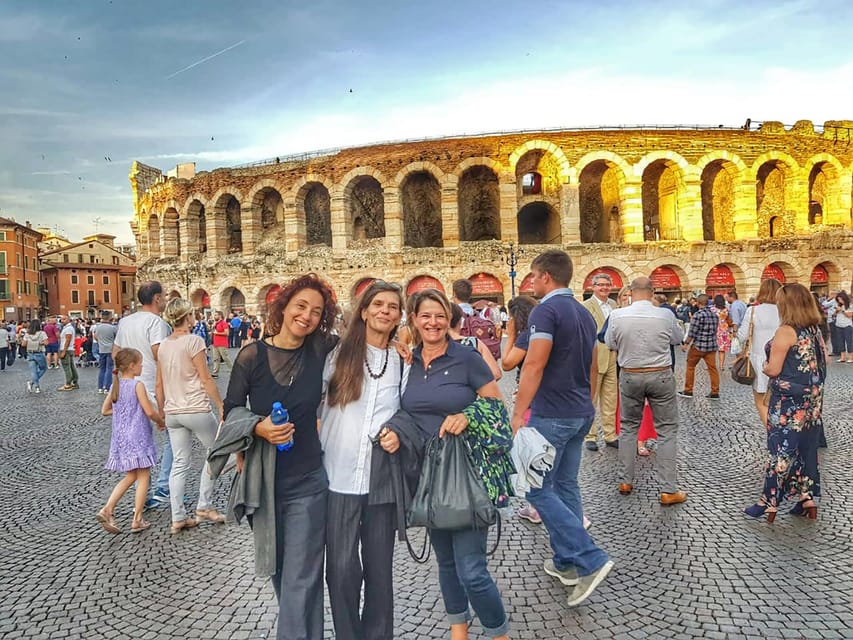 Walking Tour of Veronas Best: Arena and Historic Sights - Key Points