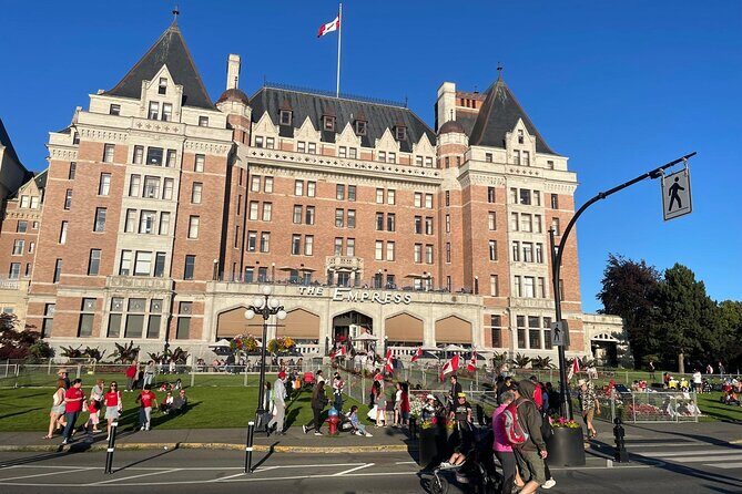 Walking Tours in Victoria Canada, food, drink, and history - The Sum Up: Who Will Love This Tour?