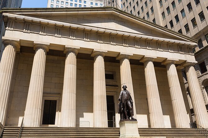Wall Street and Lower Manhattan, New York History Walking Tour - The Charging Bull Statue