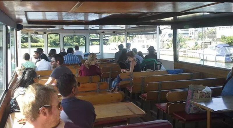 Walton on Thames: Shepperton River Cruise on the Thames - Cruise Experience