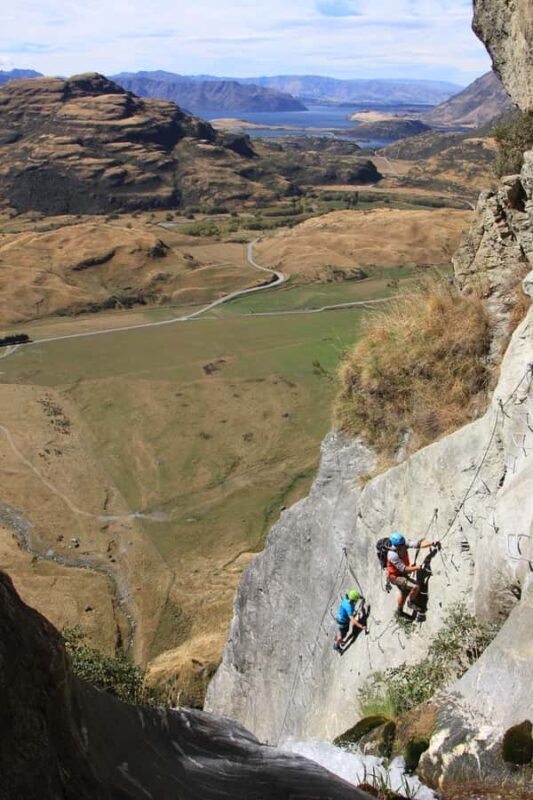 Wanaka: 6-hour Advanced Waterfall Cable Climb - Who should consider this tour?
