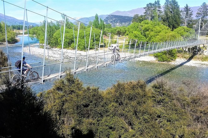 Wanaka Small Group Guided 2.5hour Scenic Bike Tour - Scenic Highlights of Wanaka