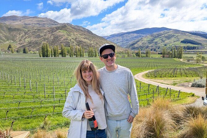 Wanaka: Vines, Wines & Good Times  Wanaka Half-Day Tour - Key Points
