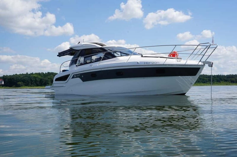 Waren (Müritz): Day cruise motor yacht with skipper - 8 hours - What Makes It Special?