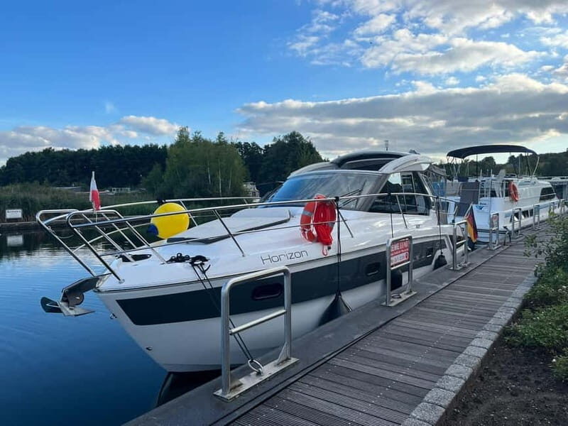 Waren (Müritz): Fun Cruise motor yacht with skipper - 8 hours - The Itinerary in Detail