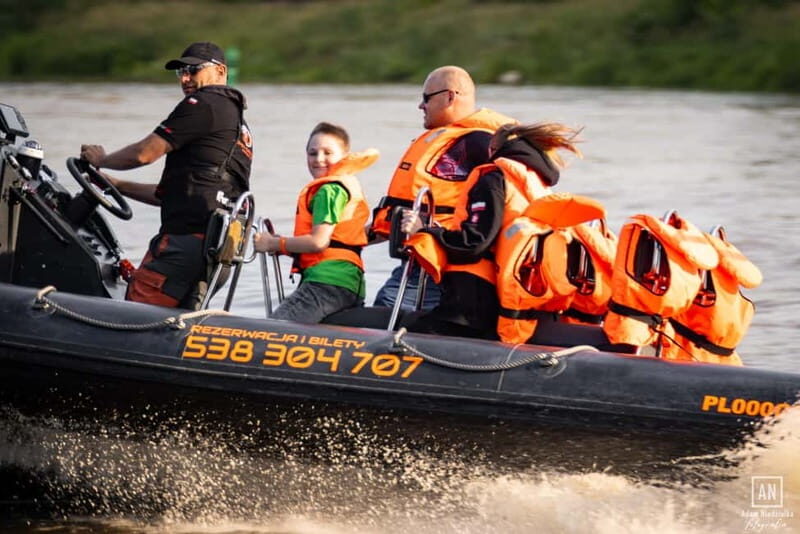 Warsaw: Adrenaline Ride on the Vistula River (Wisa) - Overview of the Experience