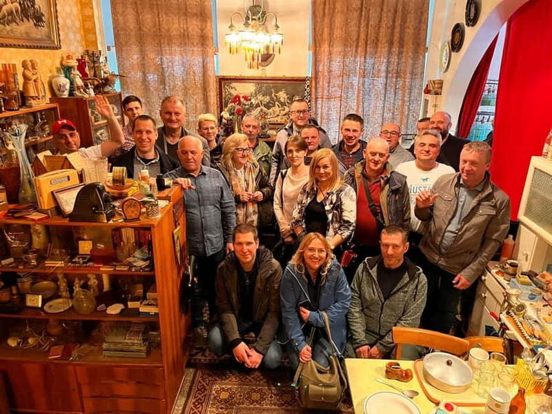 Warsaw: "Cheers on Wheels" Vodka Tasting Tour by Retro Bus - An In-Depth Look at the Tour