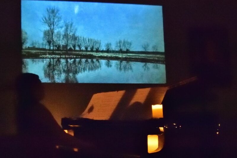 Warsaw Concert: Chopin  Painted by Candlelights with Wine - Key Points