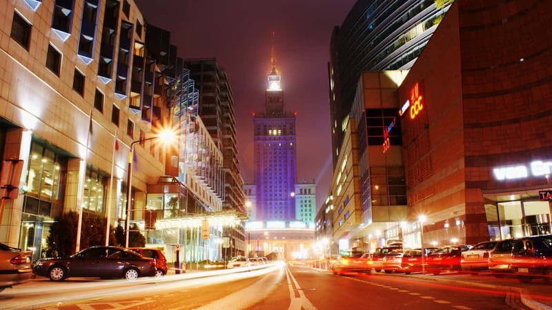 Warsaw: Exclusive city tour with photo session - Itinerary Breakdown: What to Expect