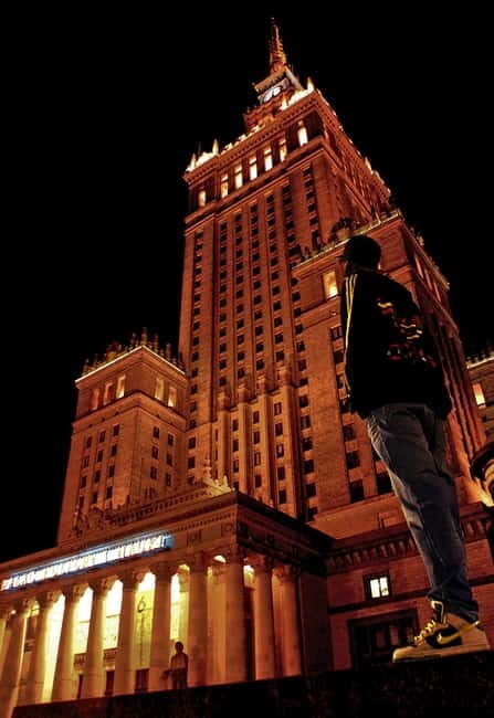Warsaw: Exclusive city tour with photo session - Analyzing the Value