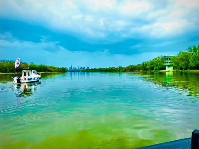 Warsaw: Explore the Vistula on Its Longest Speedboat Route - Key Points