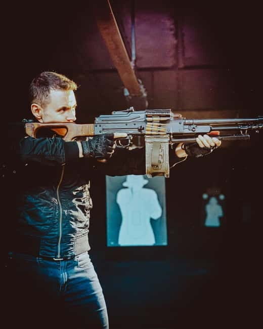 Warsaw: Machine Gun Fun - Shooting Experience - Key Points  