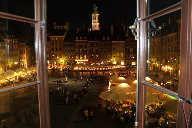 Warsaw Old Town With Royal Castle + Royal Route: SMALL GROUP /Inc. Pick-Up/ - Small Group Immersive Experience