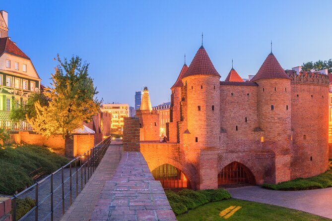 Warsaw Scavenger Hunt and Highlights Self-Guided Tour - Tips for Enjoying Your Tour