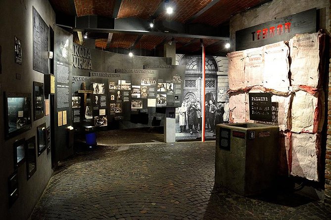 Warsaw Uprising Museum (1944) Lazienki Park - PRIVATE TOUR /inc. Pick-up/ - Meeting and Pickup Details