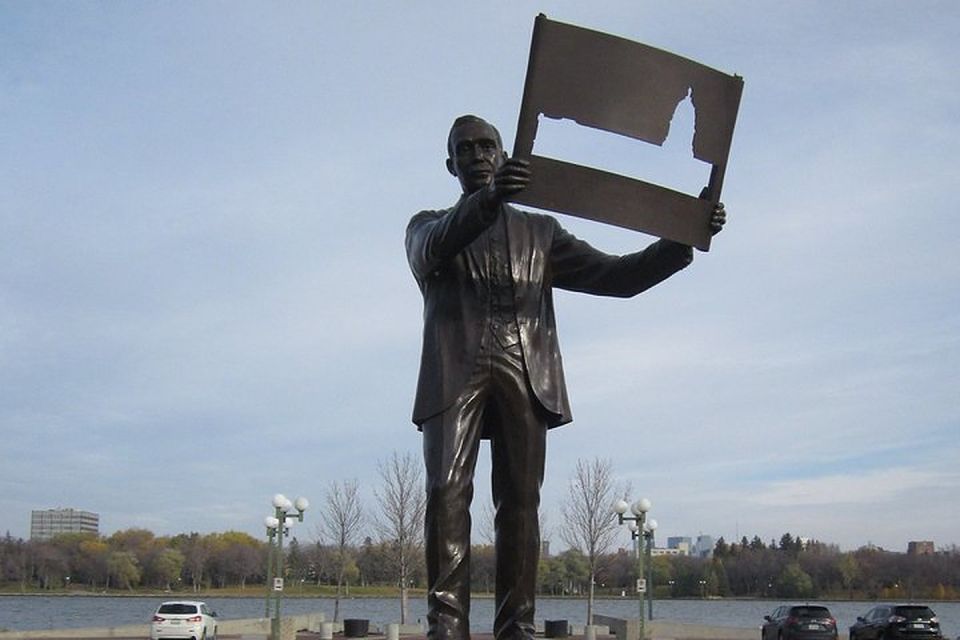 Wascana Lake: Smartphone Audio Guided Walking Tour - Inclusions