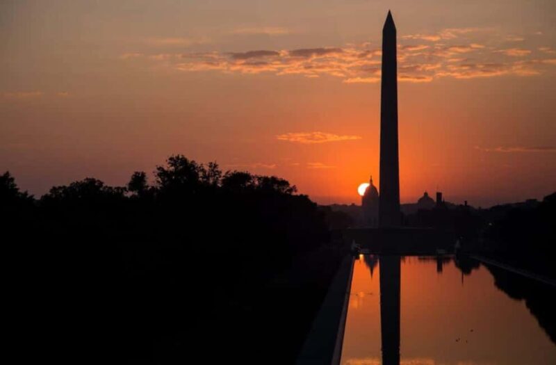 Washington, D.C.: Guided Walking Tour of the National Mall - An Overview of the Tour Experience