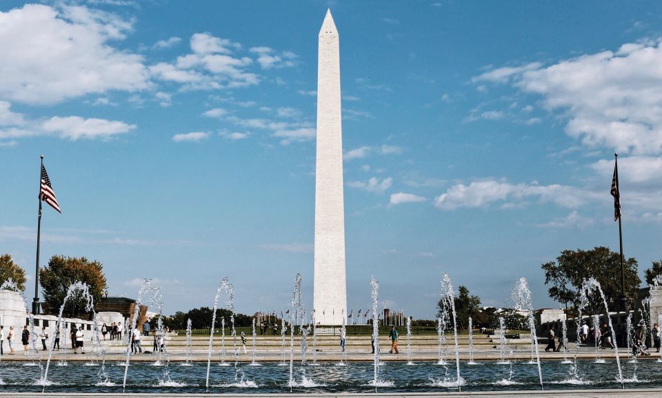 Washington, D.C: National Mall Tour With Monument Ticket - Small Group Experience