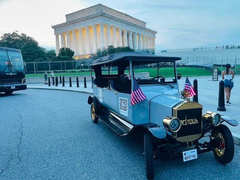 Washington, DC: Monuments & Memorials Tour in a Vintage Car - Key Points