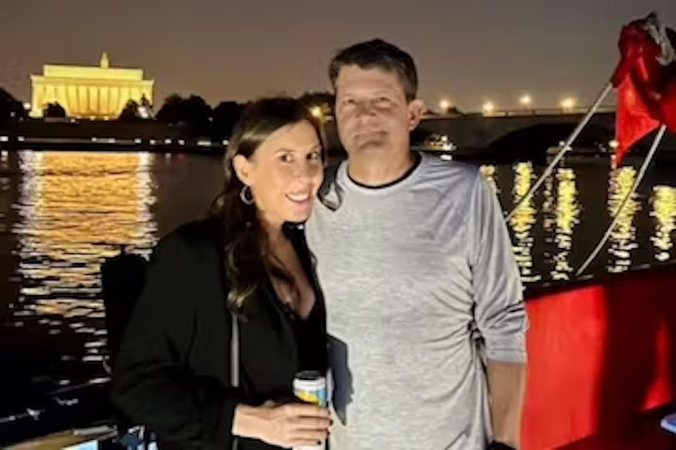 Washington Dc: Pirate Ship Cruise With Open Bar - Music and Entertainment