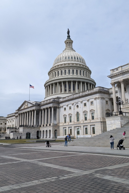 Washington DC: Presidential Crime Scenes Walking Tour - Key Points