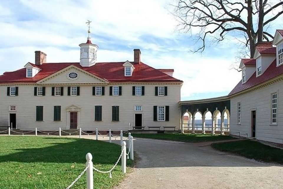 Washington Dc: Sightseeing Pass With Attractions & Bus Tour - Frequently Asked Questions