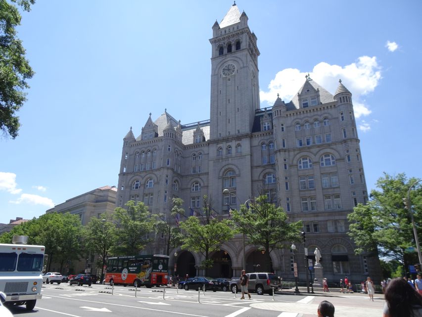 Washington Museums Self-Guided Walking Tour & Scavenger Hunt - Accessibility and Pet-Friendliness