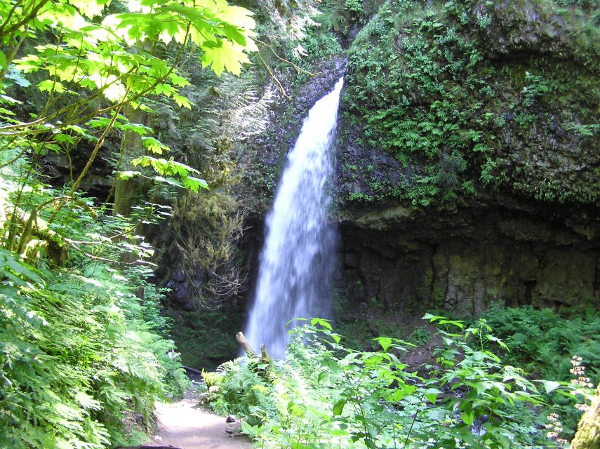 Waterfall Express -PDX: Waterfall Trolley Tickets + Transfer - Stops Along the Waterfall Corridor