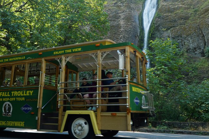Waterfall Express Tour -Transportation to Waterfall Trolley PDX07 - Reviews and Feedback
