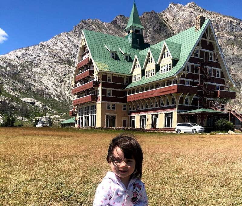 Waterton: Waterton Lakes National Park Tour from Calgary - An Introduction to the Waterton Lakes National Park Tour from Calgary