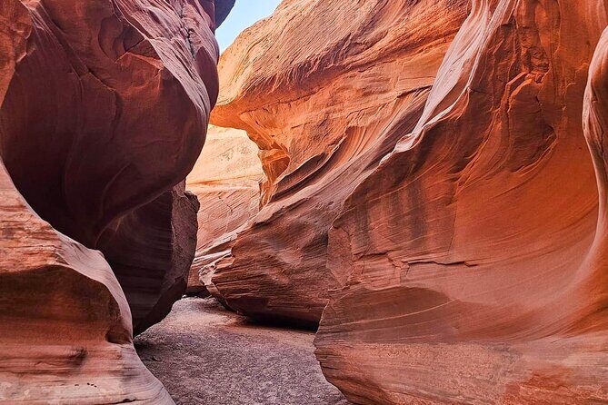 WCE Canyon O Guided Slot Canyon Tour - The Itinerary Breakdown: What to Expect on Your Short Adventure