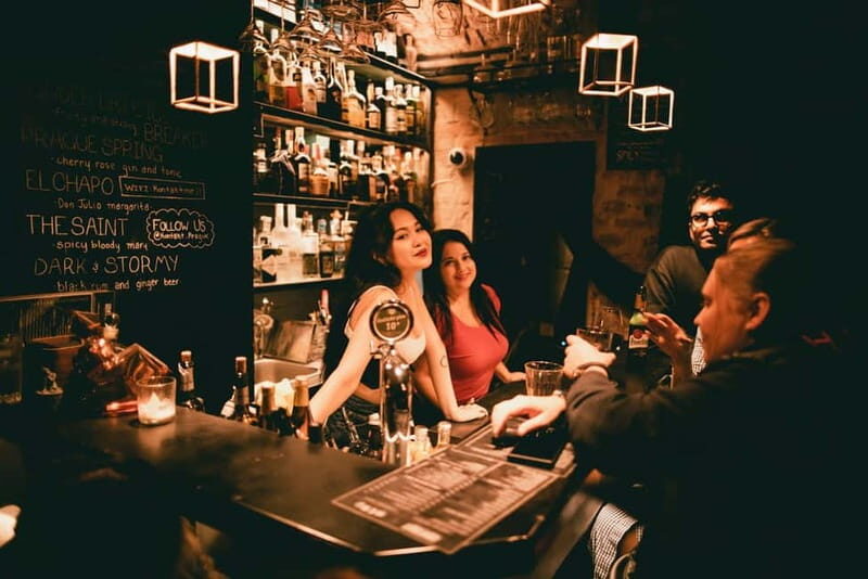 Wednesday Night Live Music with Cocktails - Key Points