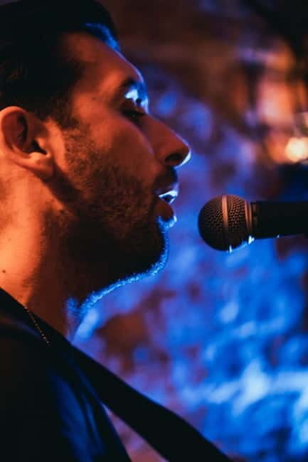 Wednesday Night Live Music with Cocktails - The Sum Up: Who Will Love This Experience?